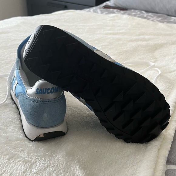 COPY - Saucony women’s jazz low New without box sz 5.5 women’s - Picture 4 of 5